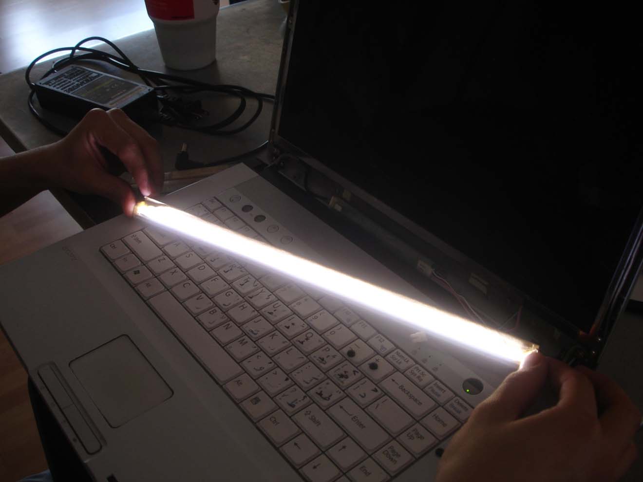 Замена и ремонт подсветки экрана ноутбука в Стерлитамаке