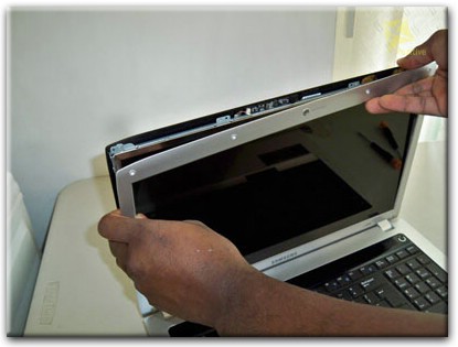 Замена экрана ноутбука Samsung в Стерлитамаке